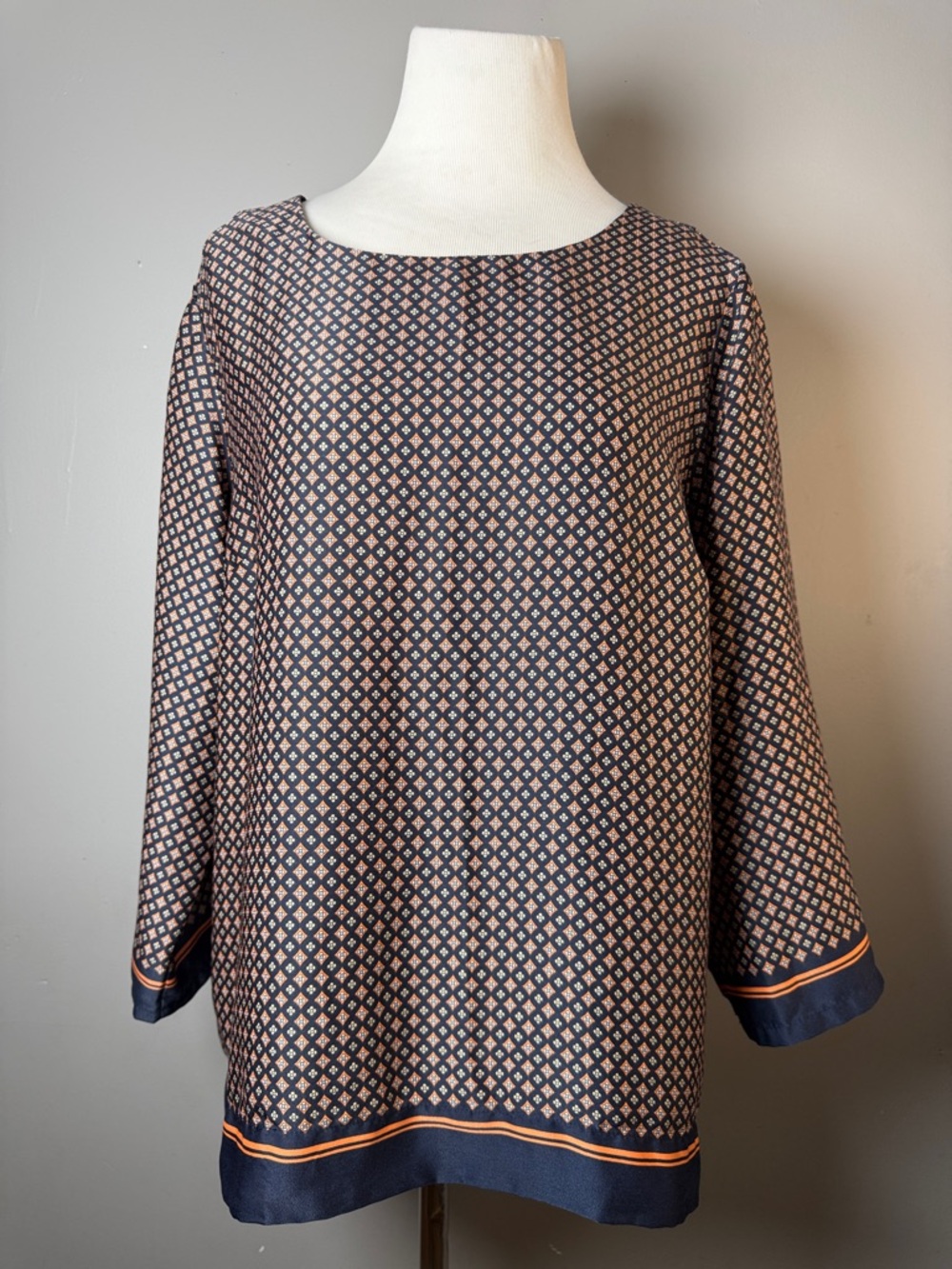 Navy & Blush Geometric floral Print Blouse